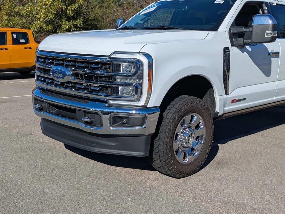 2023 Ford Super Duty 5th Gen - Image 10 of 12