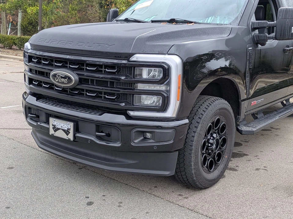 2023 Ford Super Duty 5th Gen - Image 10 of 12