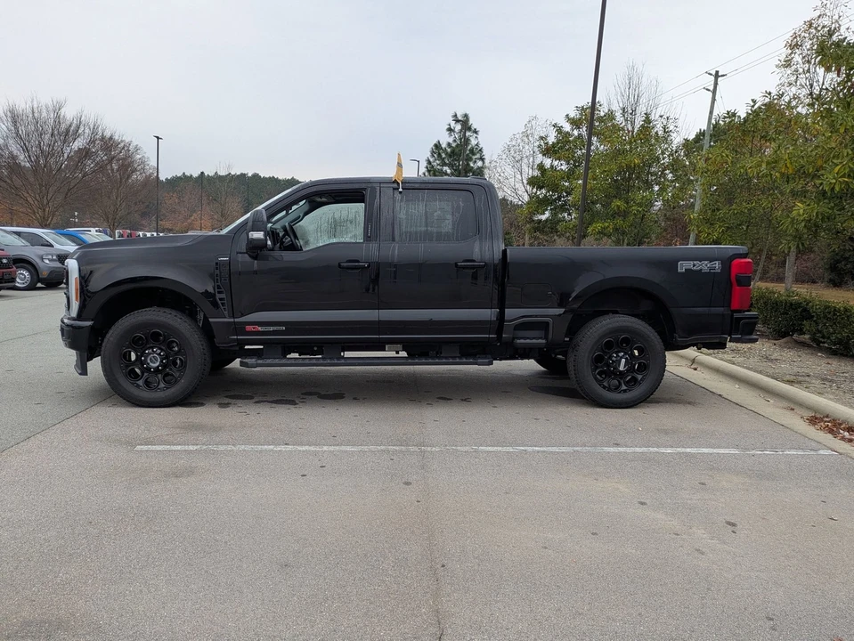 2023 Ford Super Duty 5th Gen - Image 7 of 12