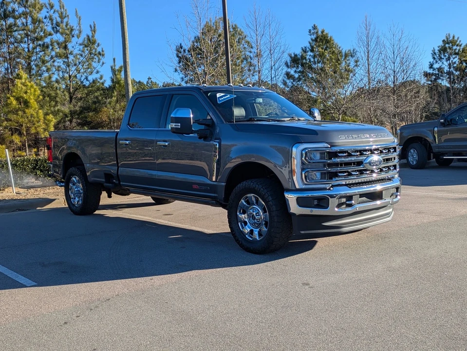 2023 Ford Super Duty 5th Gen - Image 2 of 12