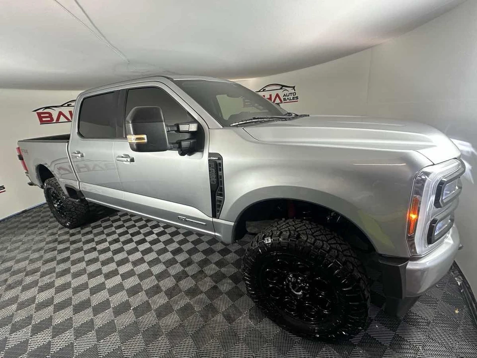 2023 Ford Super Duty 5th Gen - Image 11 of 21