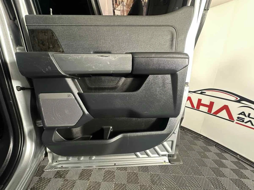 2023 Ford Super Duty 5th Gen - Image 19 of 21
