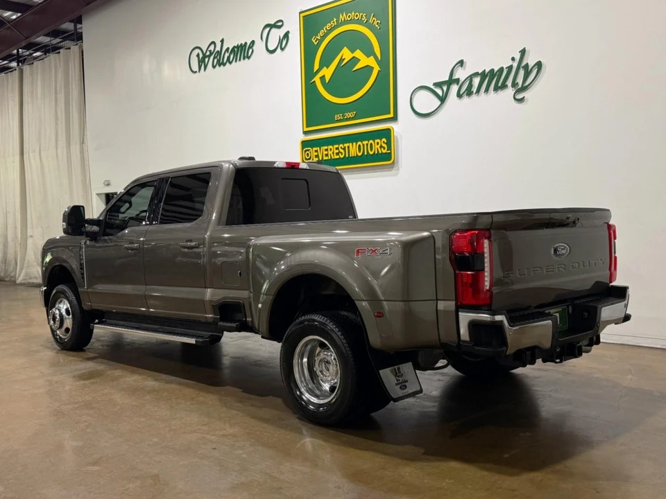 2023 Ford Super Duty 5th Gen - Image 7 of 31