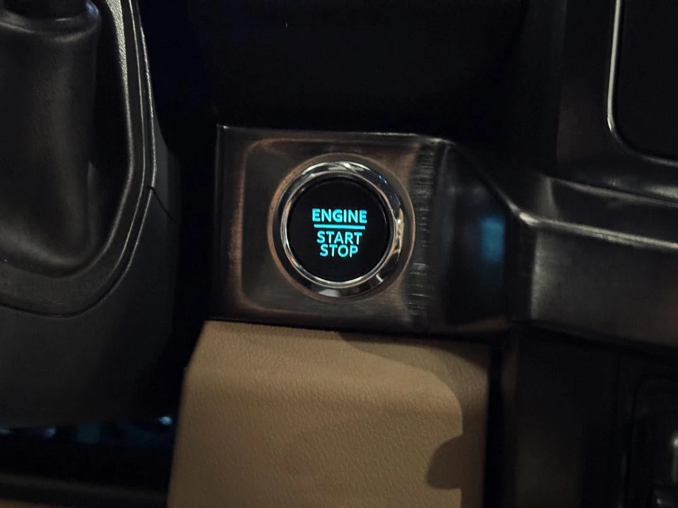 2023 Ford Super Duty 5th Gen - Image 28 of 31
