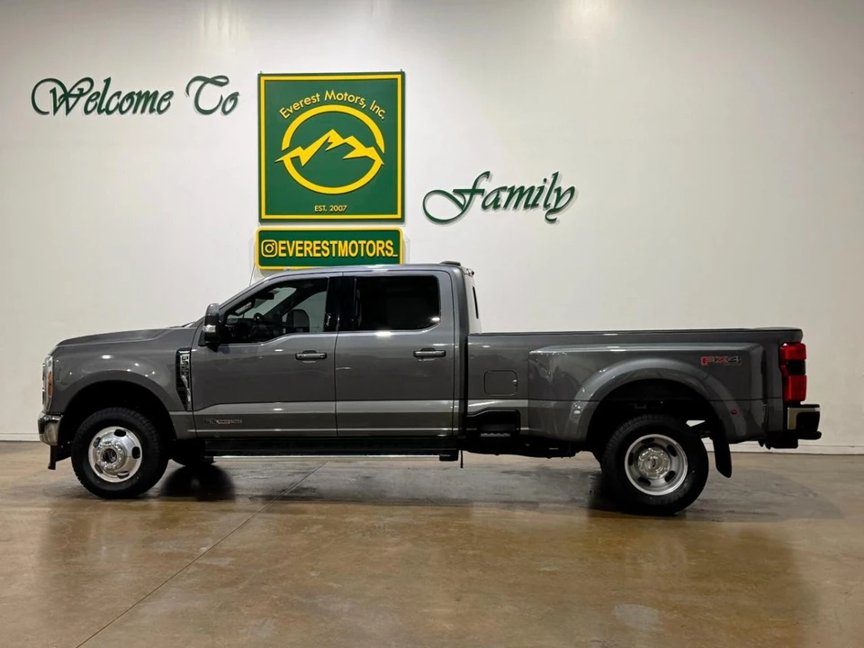 2023 Ford Super Duty 5th Gen - Image 6 of 31