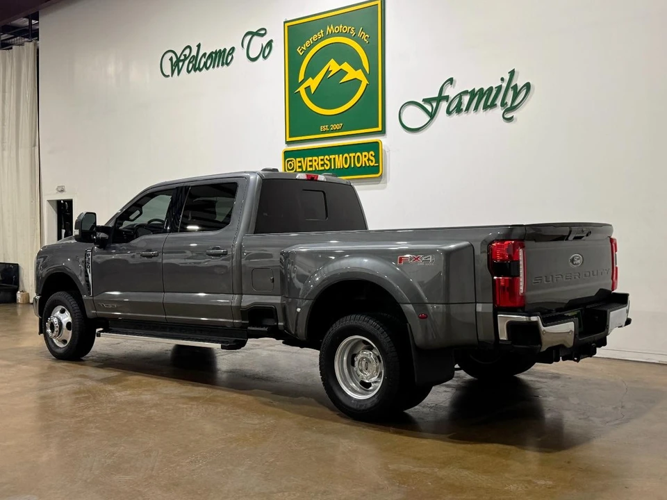 2023 Ford Super Duty 5th Gen - Image 7 of 31