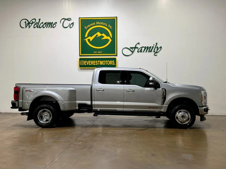 2023 Ford Super Duty 5th Gen - Image 10 of 31
