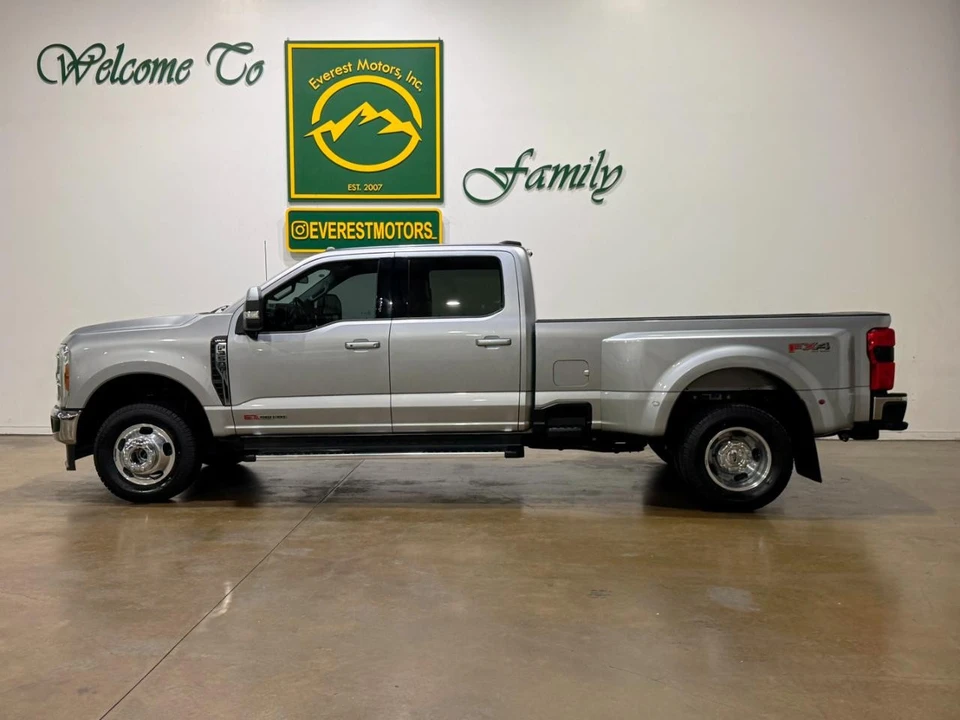 2023 Ford Super Duty 5th Gen - Image 6 of 31