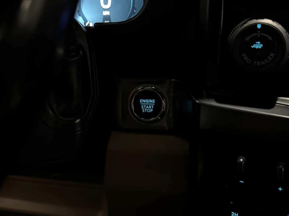 2023 Ford Super Duty 5th Gen - Image 28 of 31