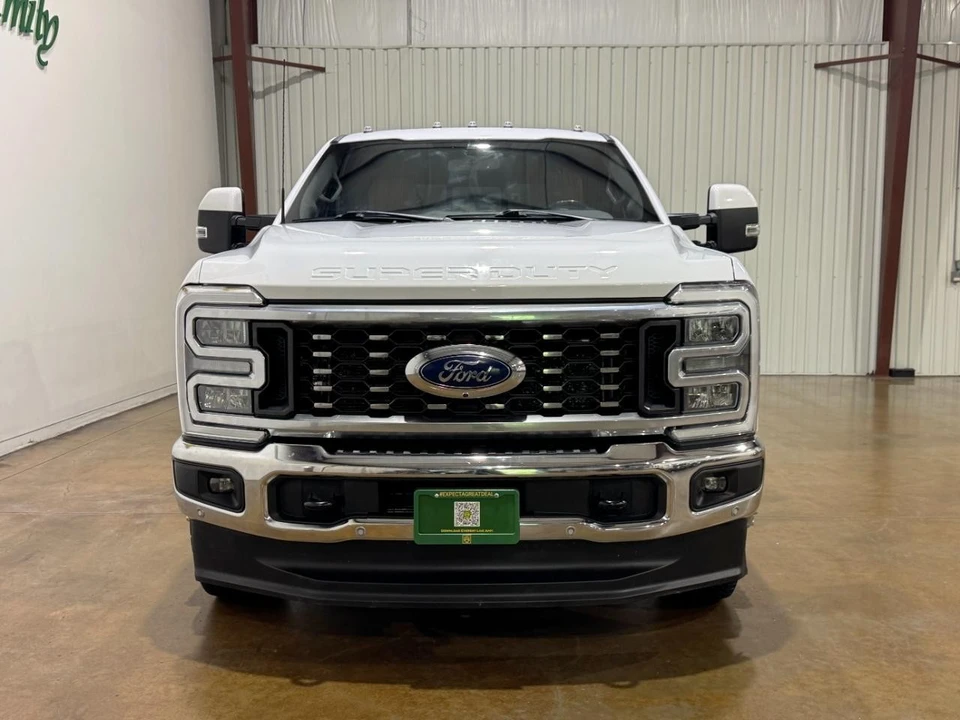 2023 Ford Super Duty 5th Gen - Image 2 of 31