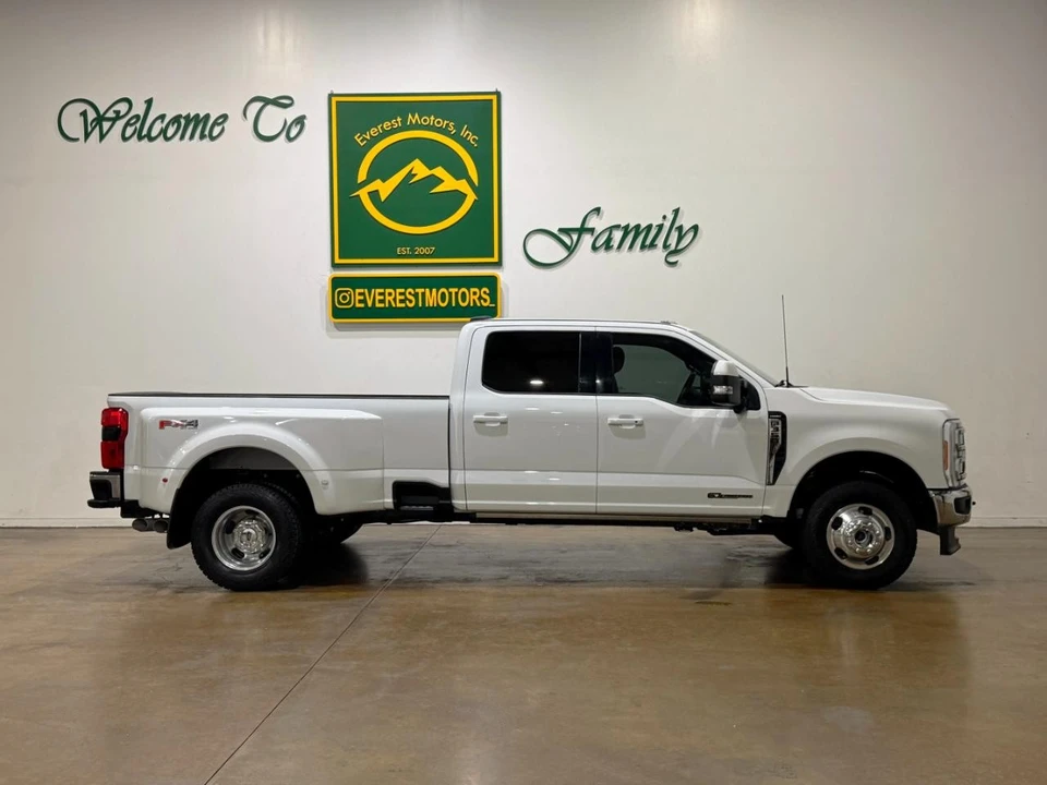 2023 Ford Super Duty 5th Gen - Image 9 of 31
