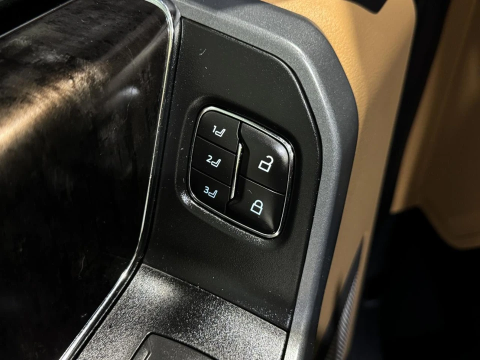 2023 Ford Super Duty 5th Gen - Image 29 of 31