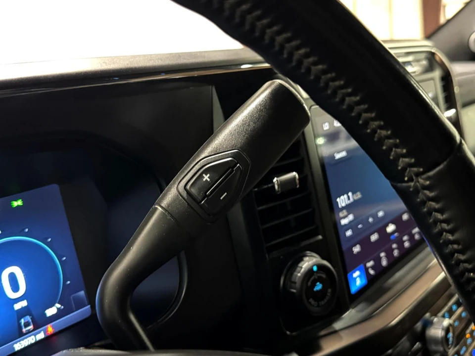 2023 Ford Super Duty 5th Gen - Image 25 of 31