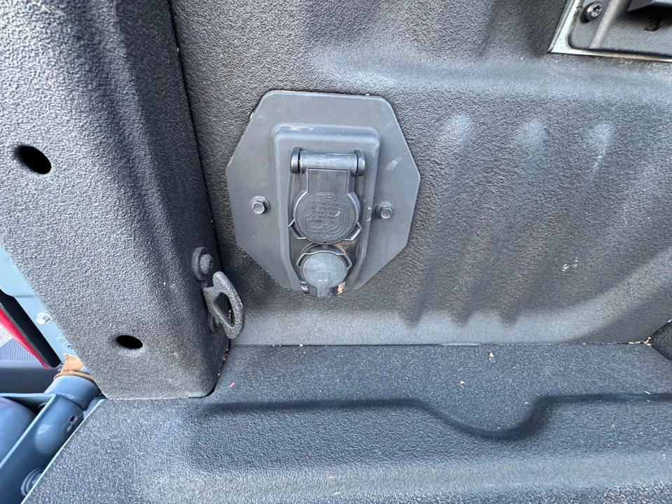 2023 Ford Super Duty 5th Gen - Image 26 of 31