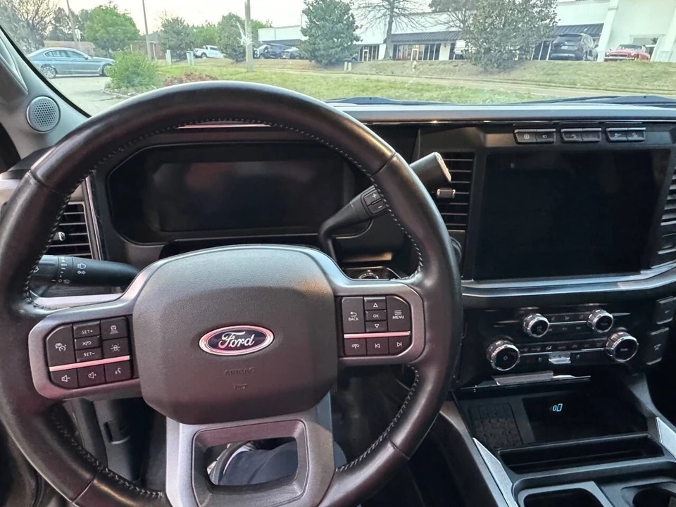 2023 Ford Super Duty 5th Gen - Image 15 of 21