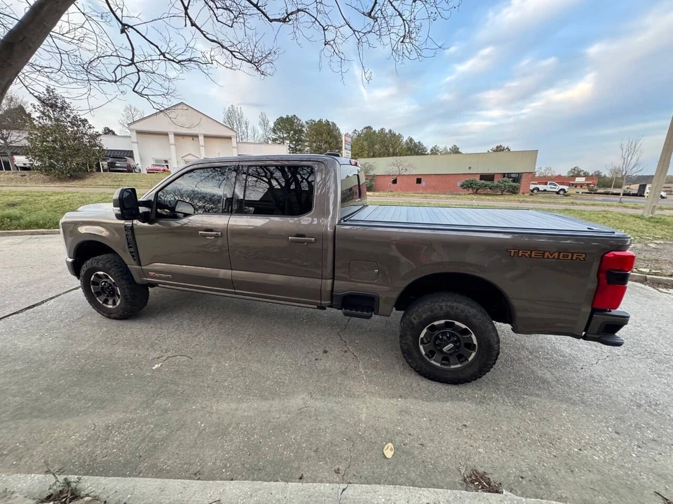 2023 Ford Super Duty 5th Gen - Image 9 of 21