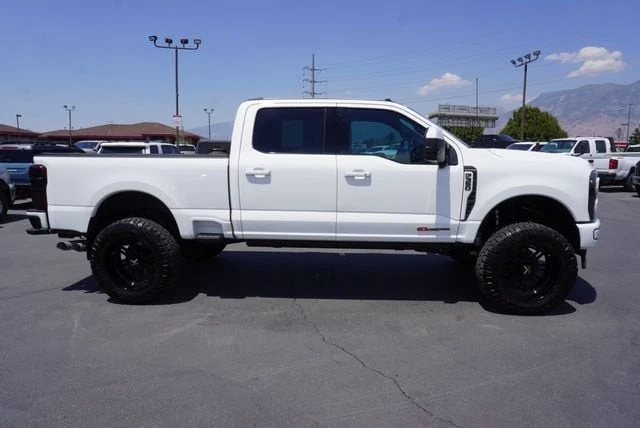 2023 Ford Super Duty 5th Gen - Image 15 of 31
