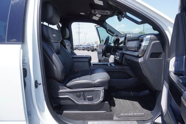 2023 Ford Super Duty 5th Gen - Image 26 of 31