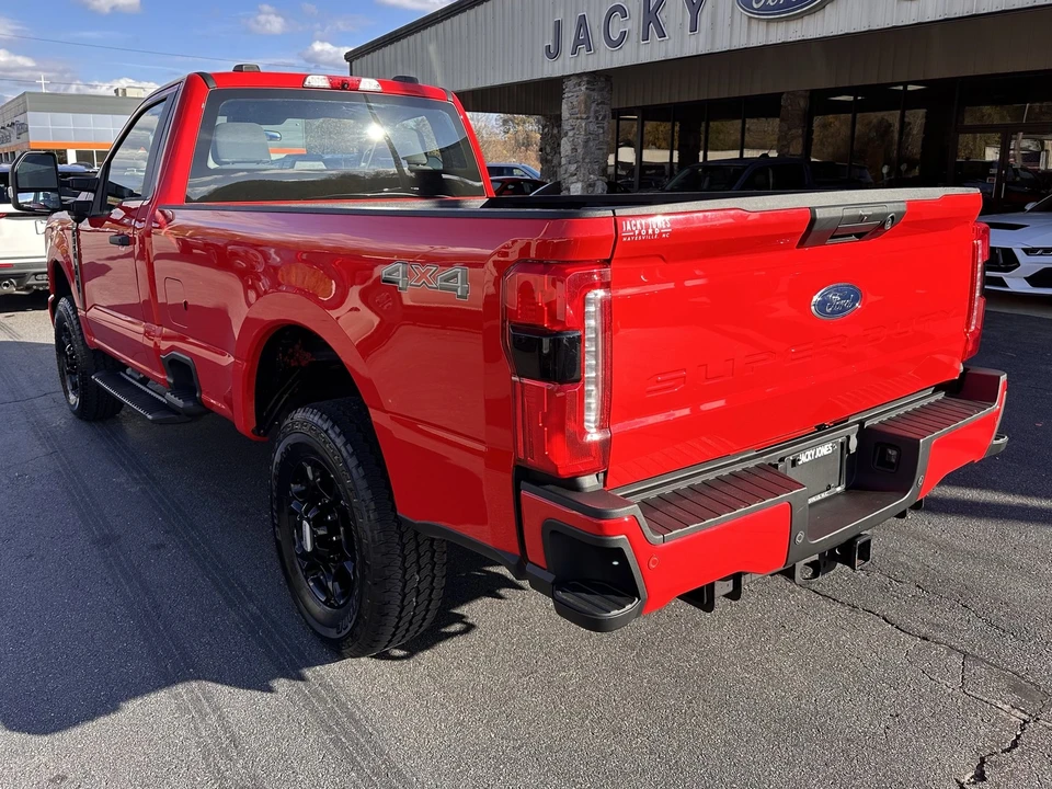 2023 Ford Super Duty 5th Gen - Image 8 of 12