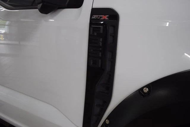 2023 Ford Super Duty 5th Gen - Image 14 of 31
