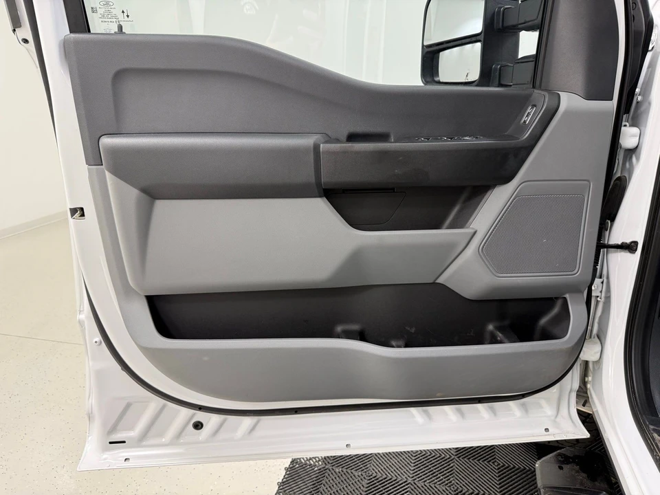 2023 Ford Super Duty 5th Gen - Image 13 of 21