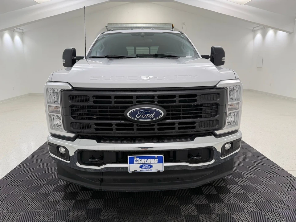 2023 Ford Super Duty 5th Gen - Image 2 of 21