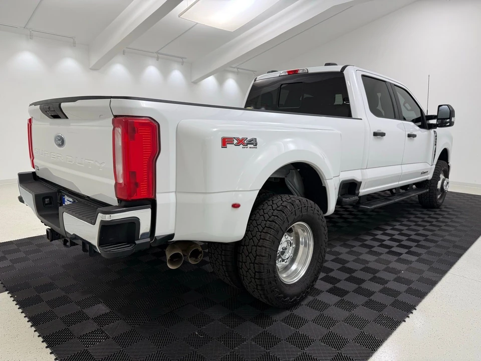 2023 Ford Super Duty 5th Gen - Image 7 of 21