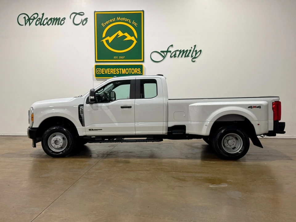 2023 Ford Super Duty 5th Gen - Image 5 of 12