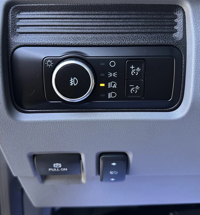 2023 Ford Super Duty 5th Gen - Image 12 of 21