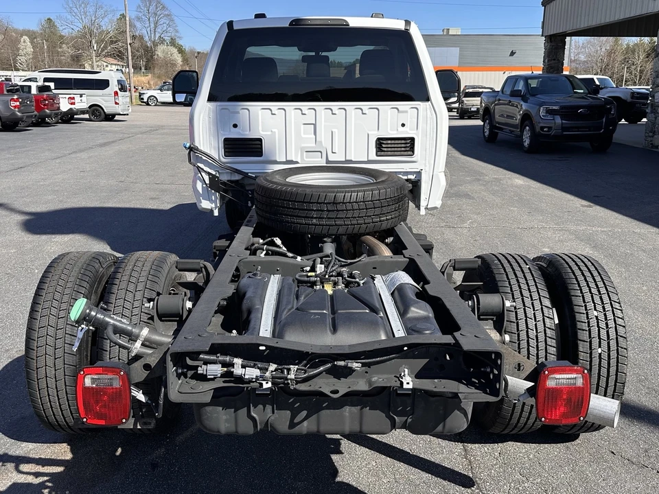 2023 Ford Super Duty 5th Gen - Image 6 of 21