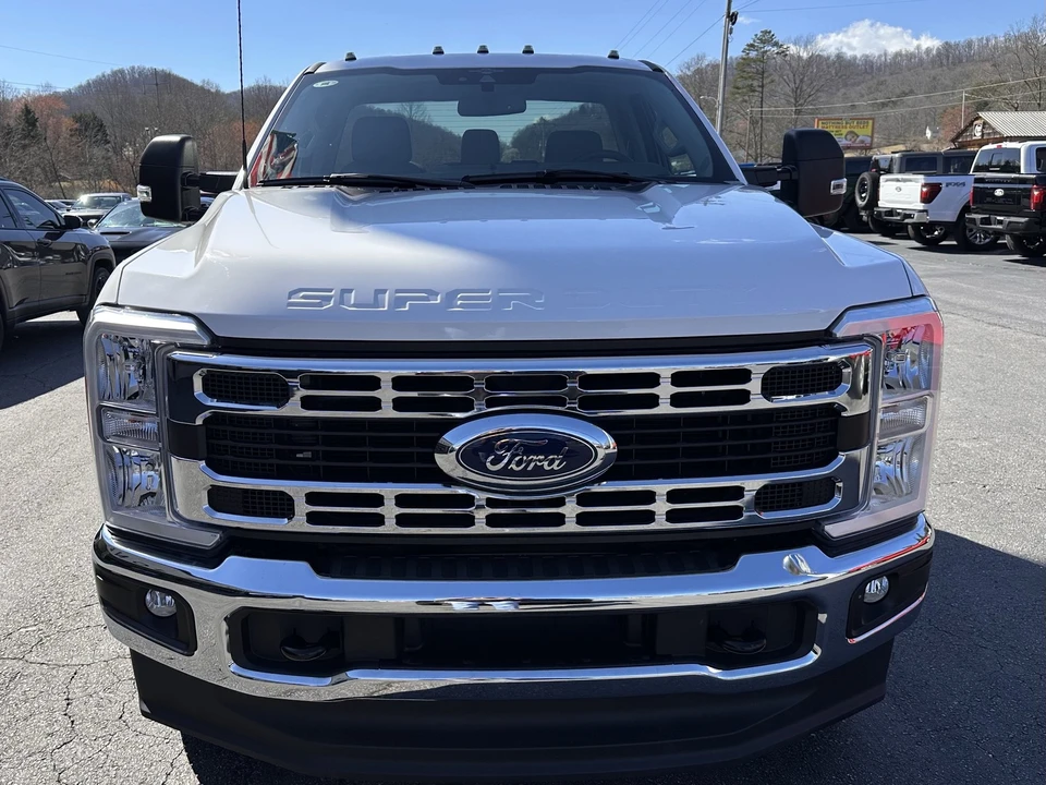 2023 Ford Super Duty 5th Gen - Image 3 of 21