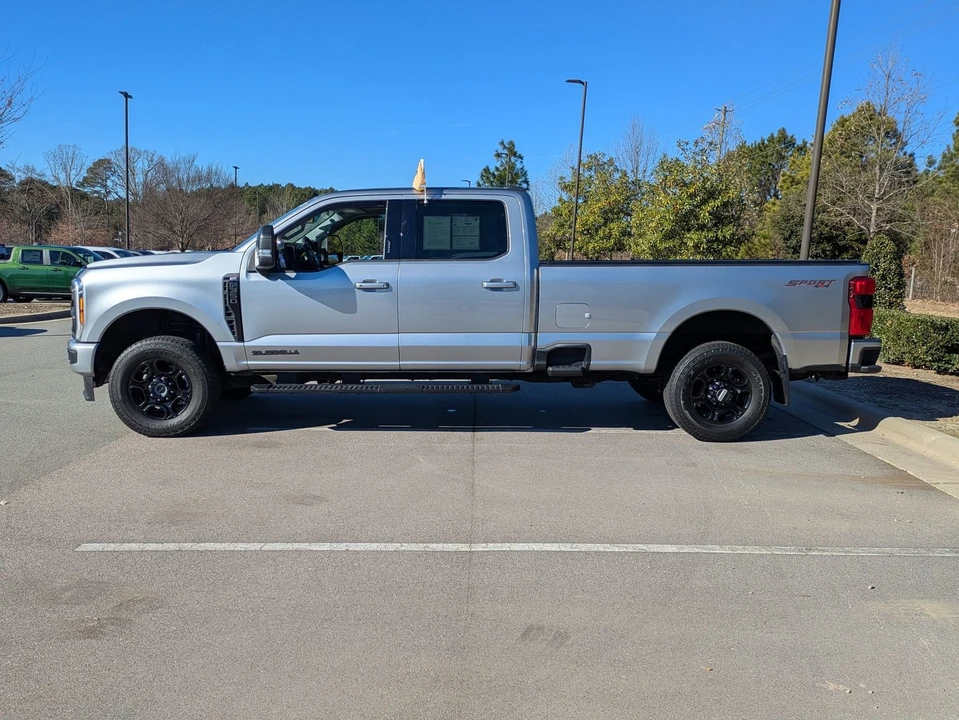 2023 Ford Super Duty 5th Gen - Image 7 of 12