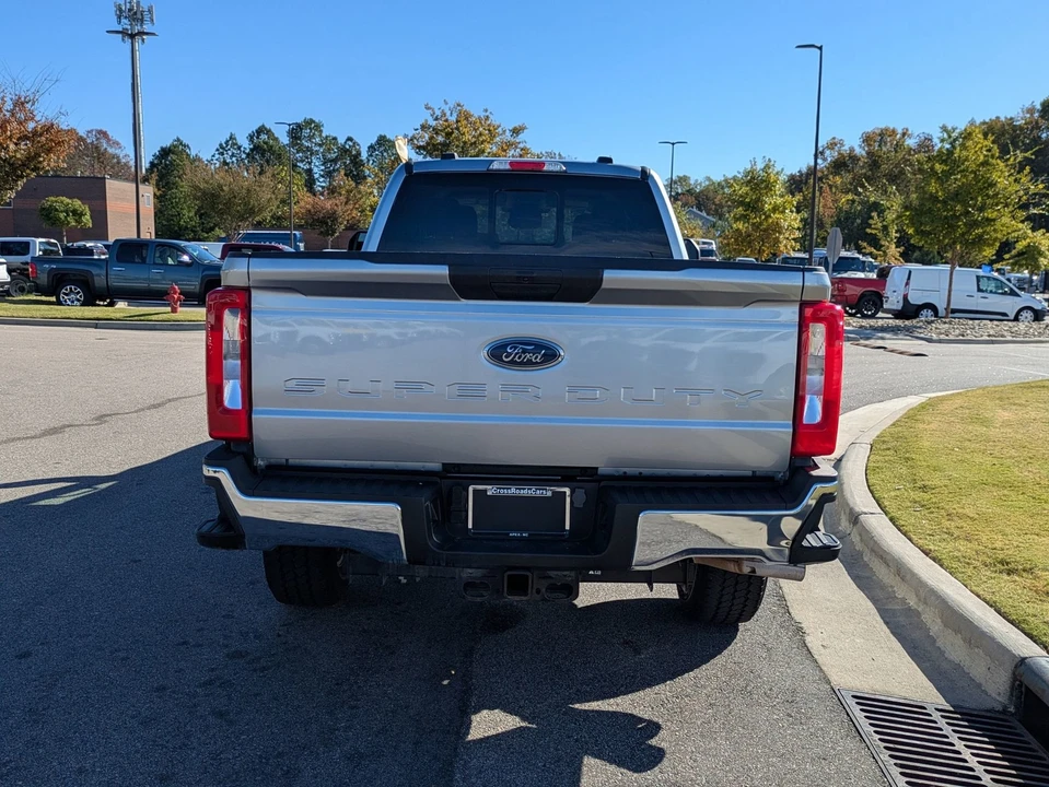 2023 Ford Super Duty 5th Gen - Image 5 of 12