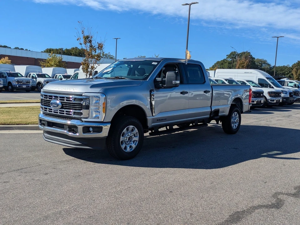 2023 Ford Super Duty 5th Gen - Image 8 of 12