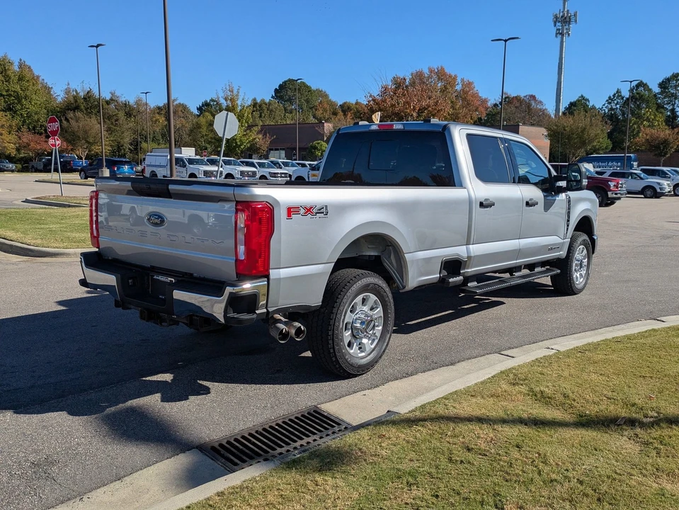 2023 Ford Super Duty 5th Gen - Image 4 of 12