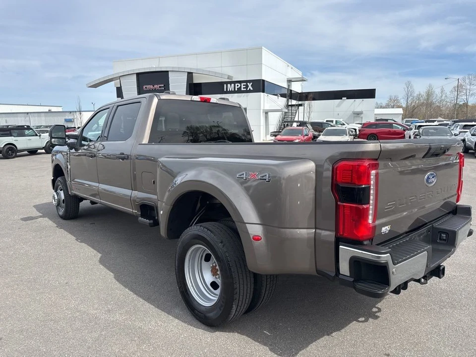 2023 Ford Super Duty 5th Gen - Image 3 of 21