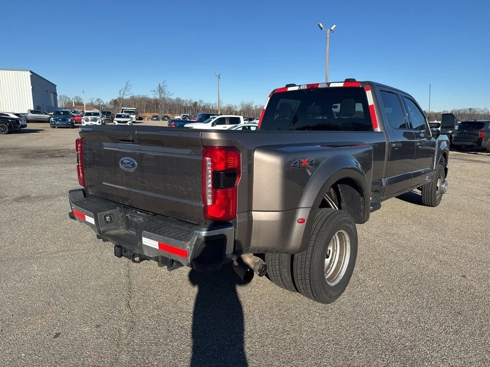 2023 Ford Super Duty 5th Gen - Image 3 of 7