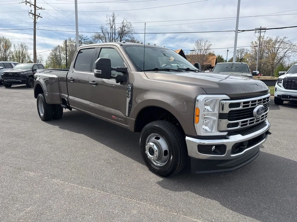 2023 Ford Super Duty 5th Gen - Image 7 of 21