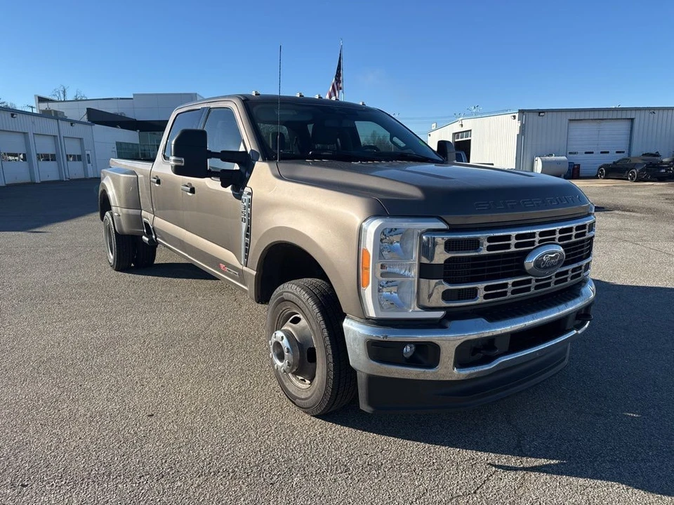 2023 Ford Super Duty 5th Gen - Image 4 of 7