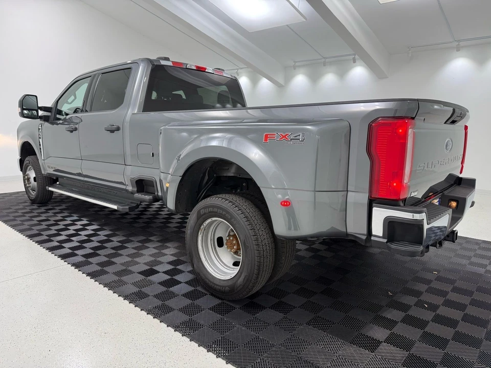 2023 Ford Super Duty 5th Gen - Image 5 of 21