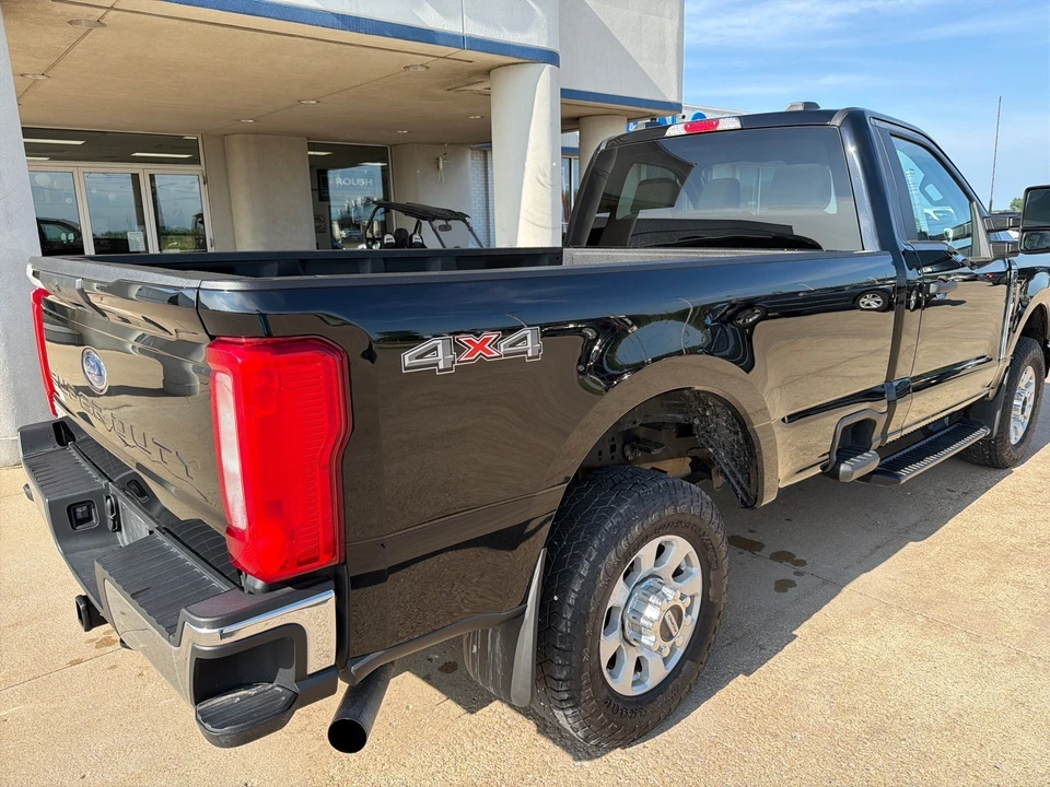 2023 Ford Super Duty 5th Gen - Image 2 of 31