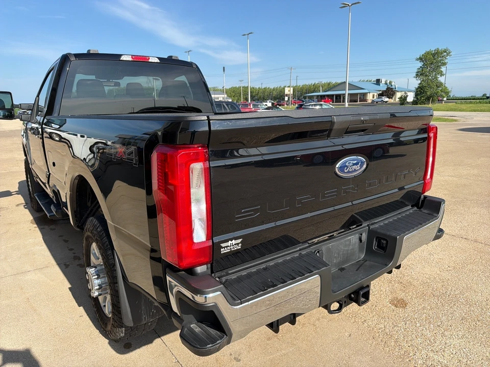 2023 Ford Super Duty 5th Gen - Image 11 of 31