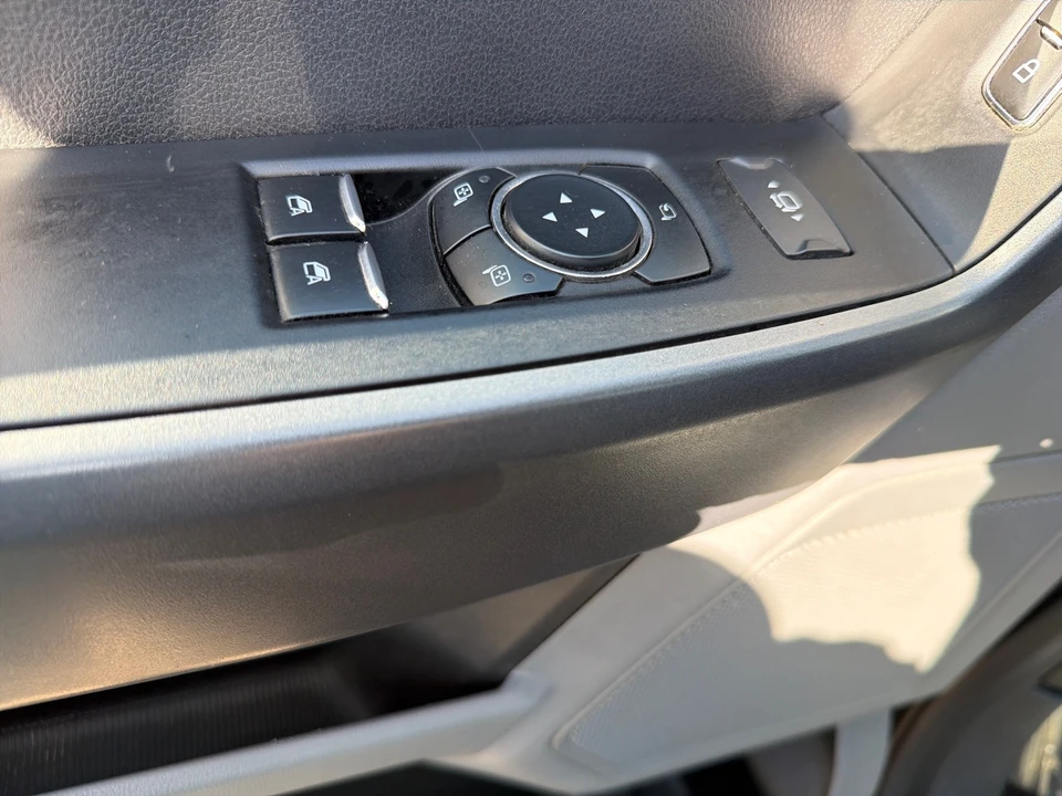 2023 Ford Super Duty 5th Gen - Image 19 of 31
