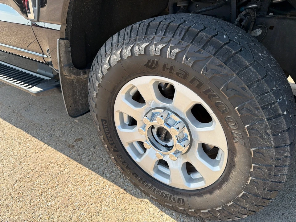 2023 Ford Super Duty 5th Gen - Image 5 of 31