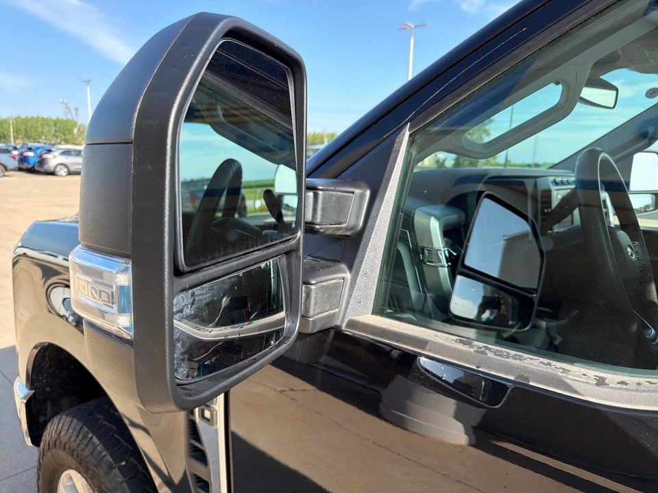 2023 Ford Super Duty 5th Gen - Image 18 of 31