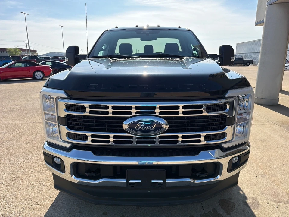 2023 Ford Super Duty 5th Gen - Image 7 of 31