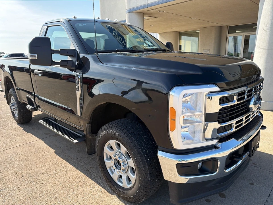 2023 Ford Super Duty 5th Gen - Image 6 of 31