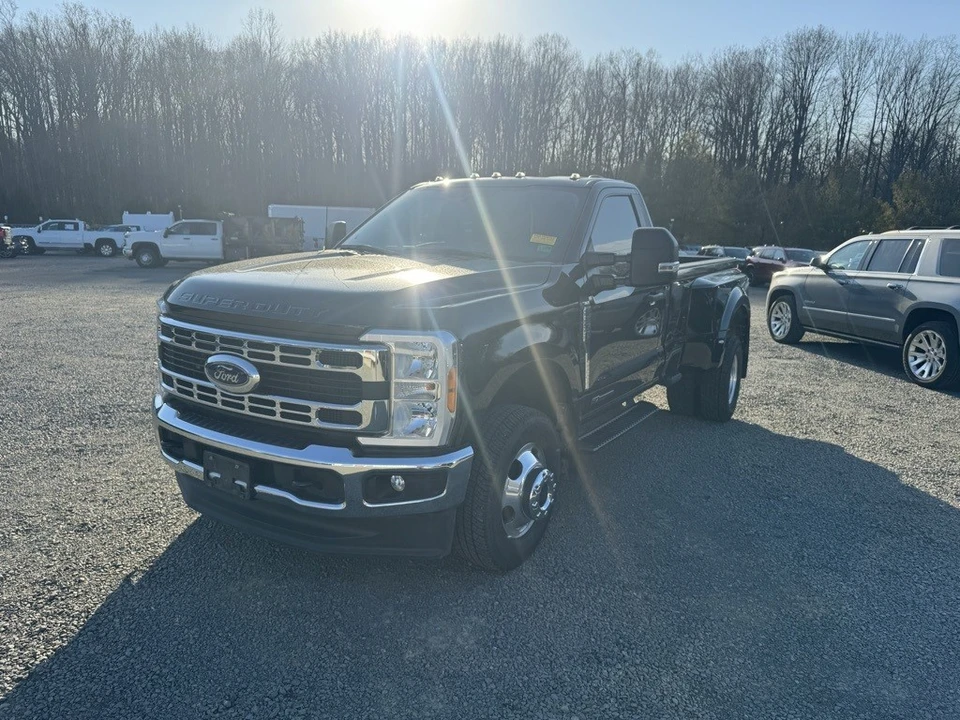 2023 Ford Super Duty 5th Gen - Image 3 of 12