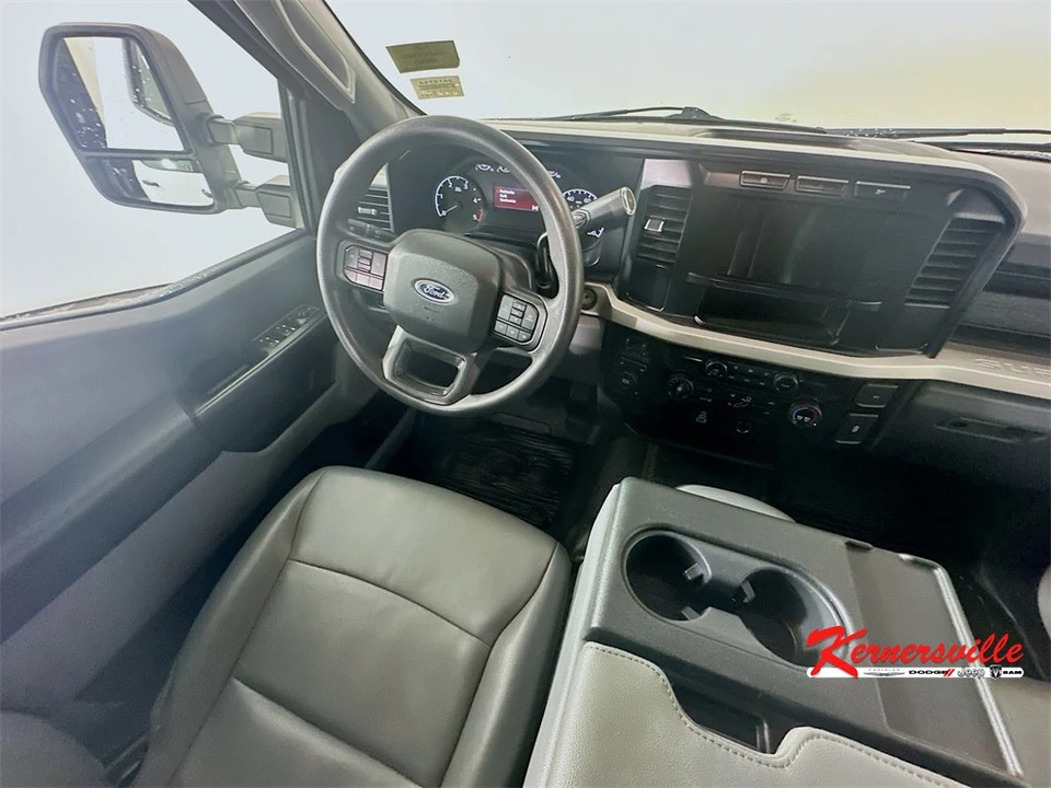 2023 Ford Super Duty 5th Gen - Image 9 of 12