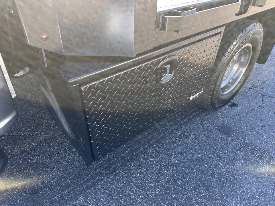 2023 Ford Super Duty 5th Gen - Image 9 of 12